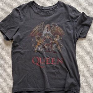 Abercrombie & Fitch Queen Vintage Tee